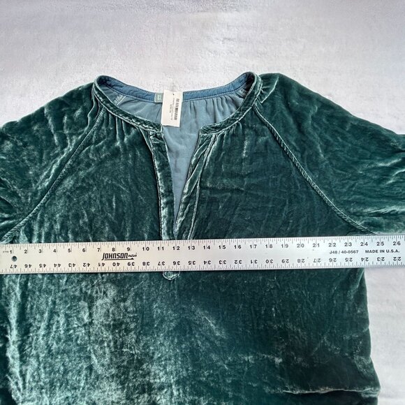CP Shades Livia Womens Green Silk Velvet Tunic Top Split Neck Size Medium $280 - Picture 7 of 8